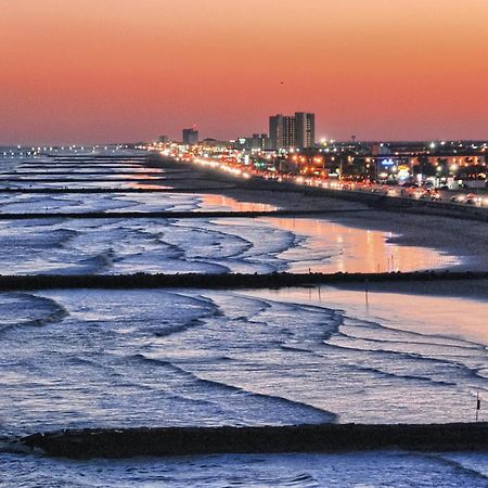 Beachfront Haven Галвестон Экстерьер фото